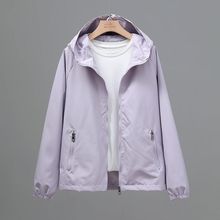 外套女春秋季2025新款冲锋衣百搭短款连帽宽松薄款大码休闲夹克