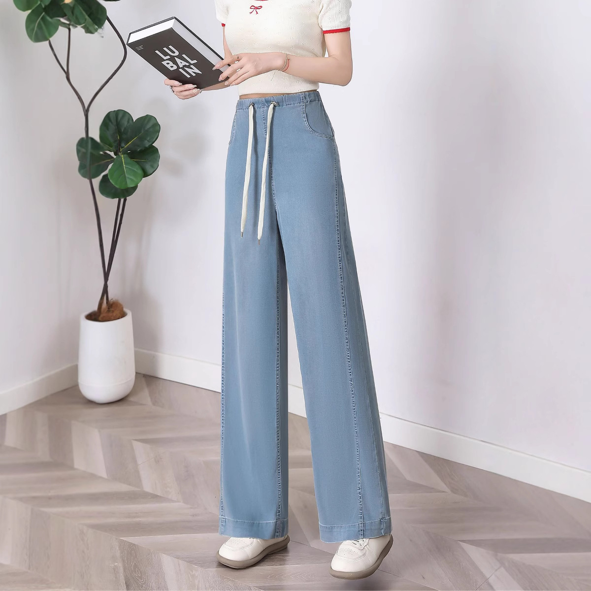 Maternity Pants High-Waisted Tencel Jeans for Women with Pear-Shaped Body, Slimming Elastic Waist, Drapey Straight-Leg Pants, High Elasticity, Slimming