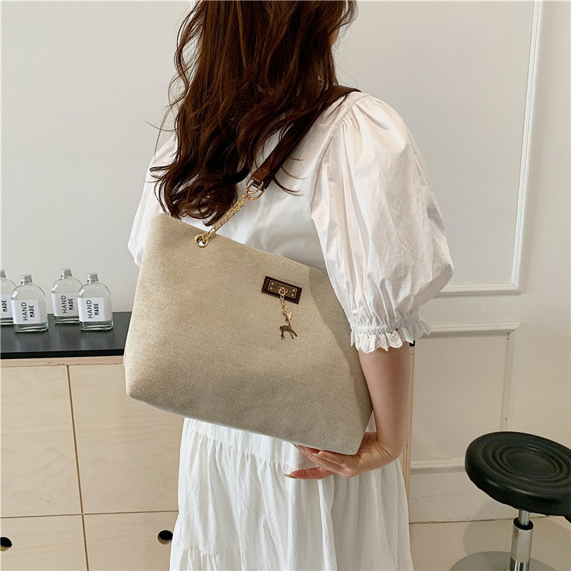 Bolso de gran capacidad 2024 nuevo bolso de mujer de moda de viaje retro cadena bolso de hombro portátil bolso de mano casual