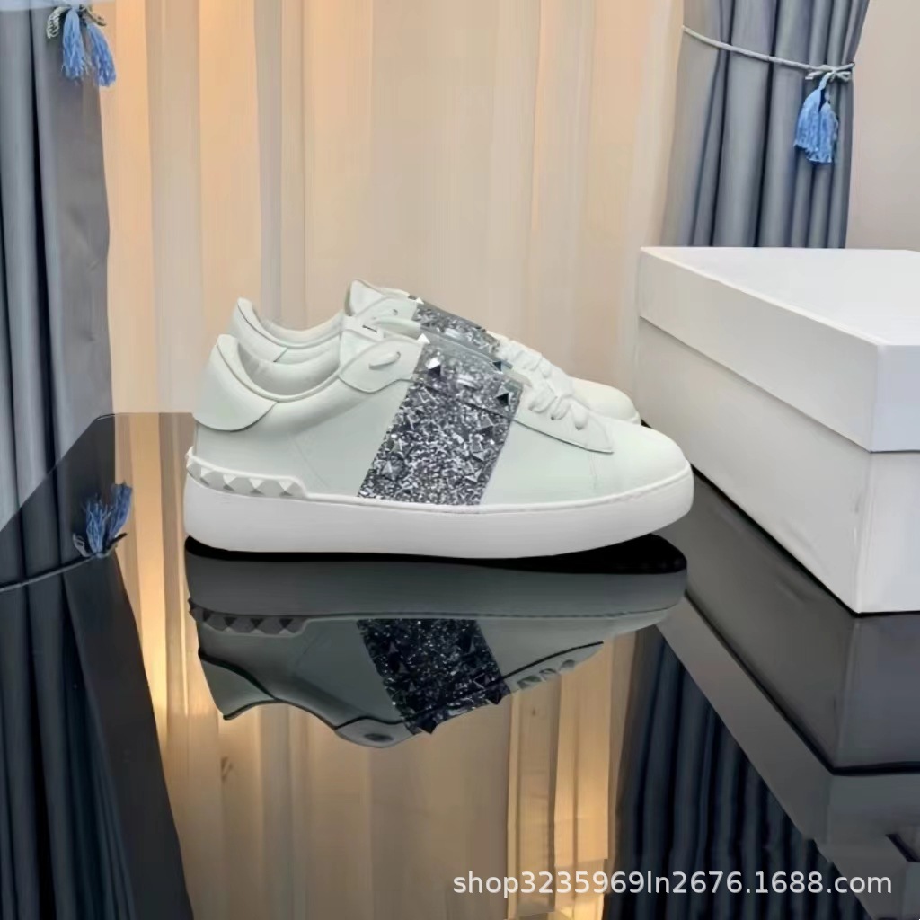 Sequined silver nails [customized, non-returnable and non-exchangeable]