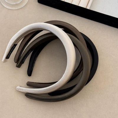 Saç üçün rezinlər – Fashionable Hair Accessories, Head Accessories