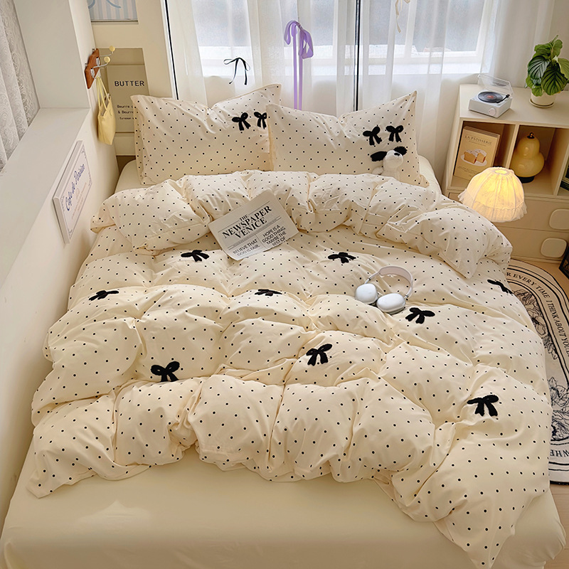 나비넥타이-땡땡이밥