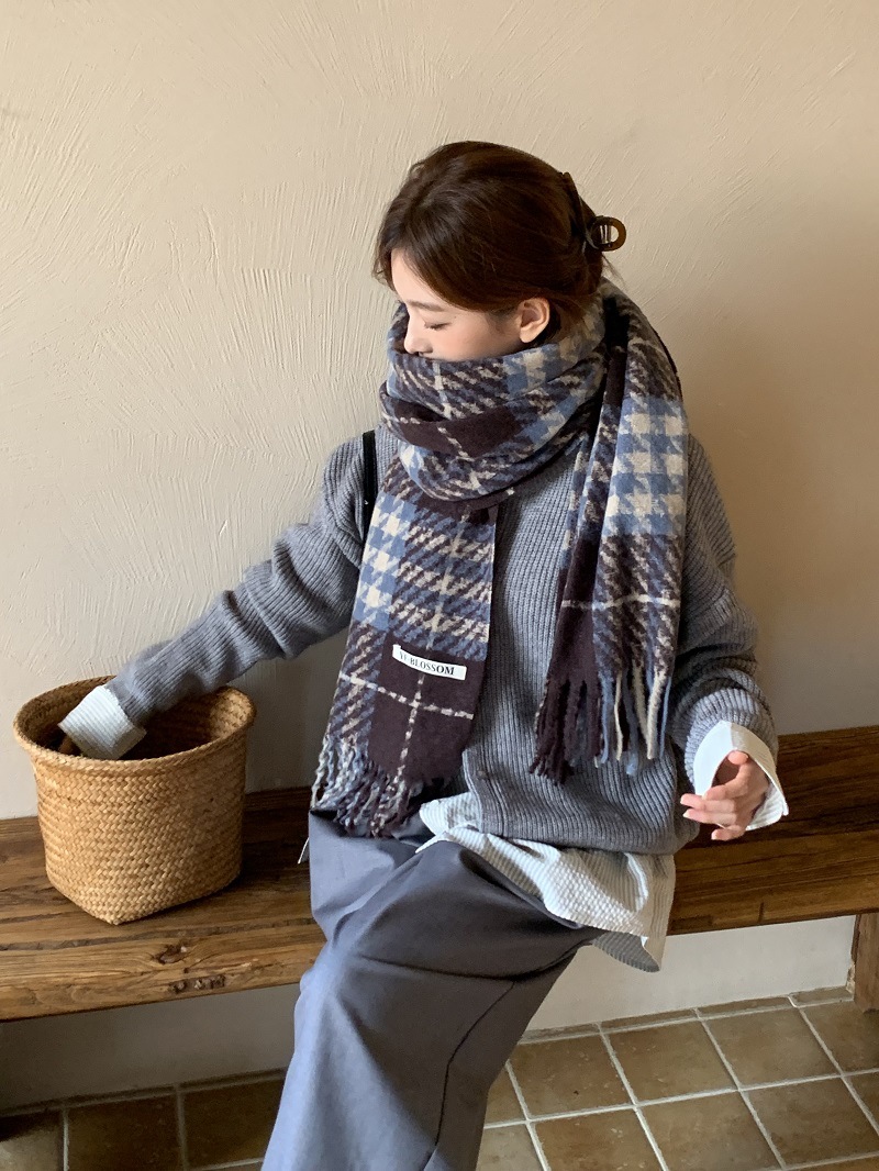 Women's Cashmere Scarf In Retro Blue Thousand Bird Grid Pattern_voghion.com