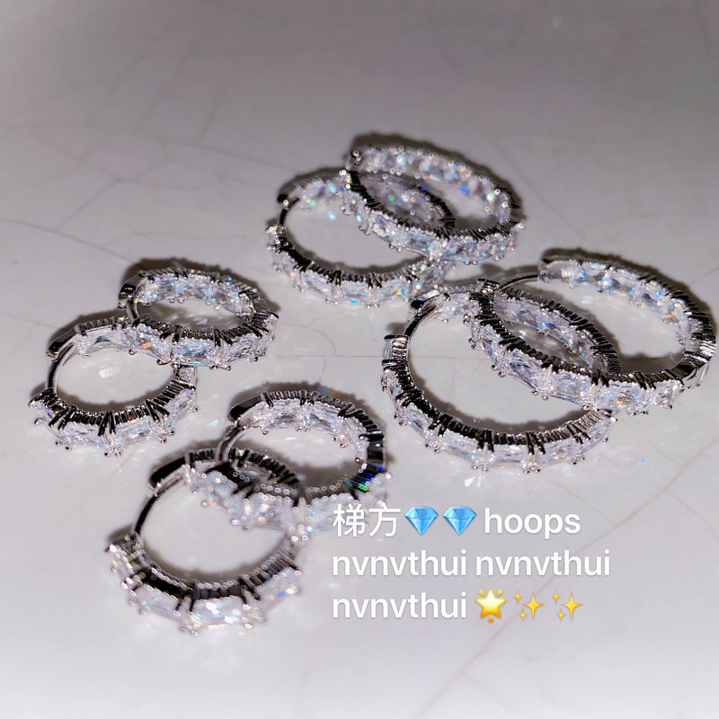 hmqViviiyNSAyin9WuaVt0VXObWIrtOJJyHN