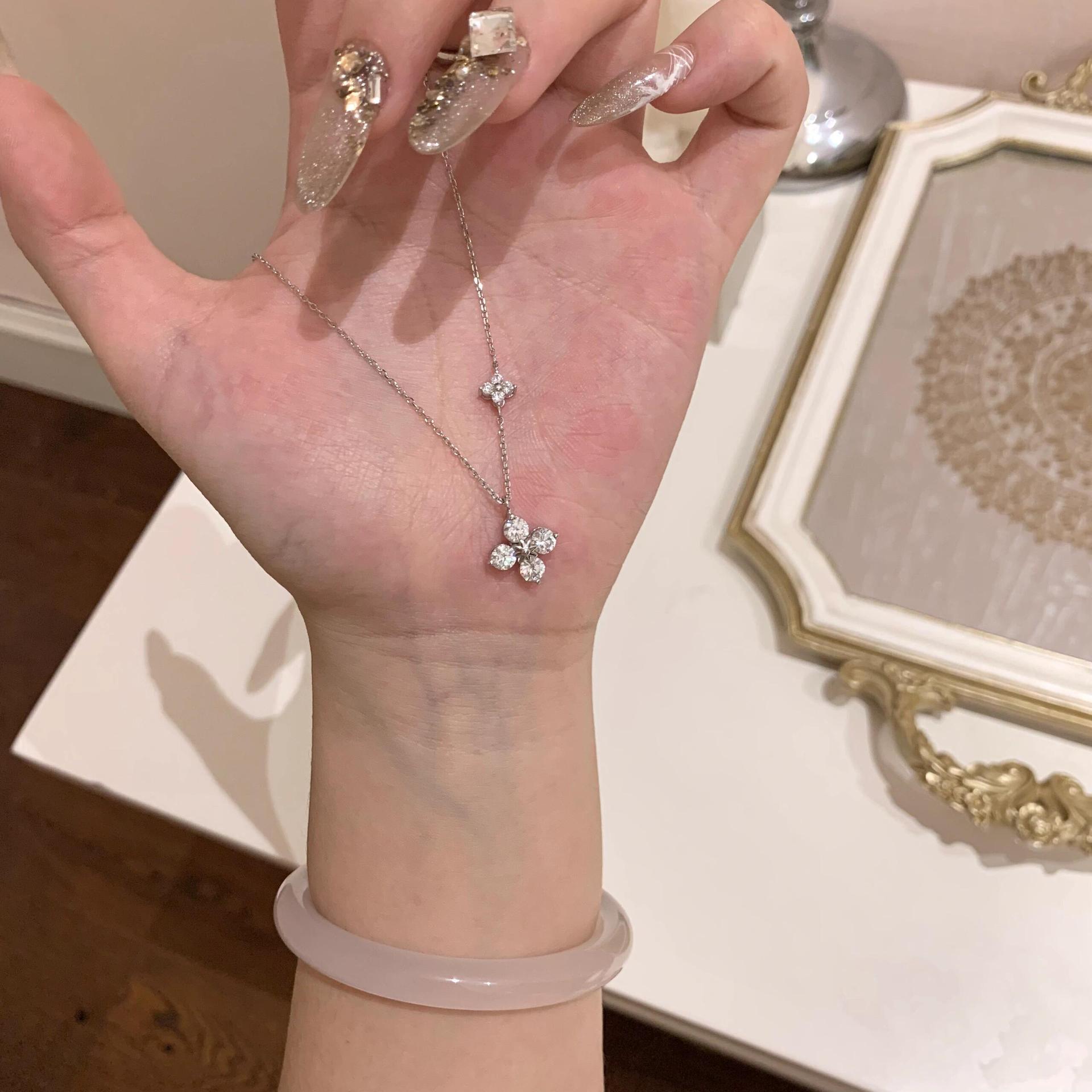 花之恋通体S925纯银超闪锆石小花项链轻奢质感高碳钻锁骨链百搭女