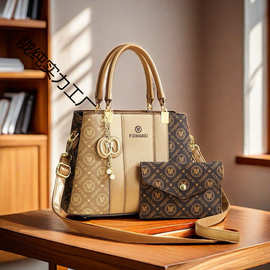 高级感真软皮包包女2024新款手提包网红爆款妈妈包高档女士斜挎包