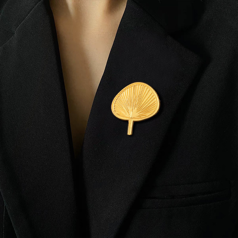 Japanese Designer Work Gold Cattail Fan Brooch Lapel Pin Clothing Accessory Pin Suit Jacket Badge Brooch