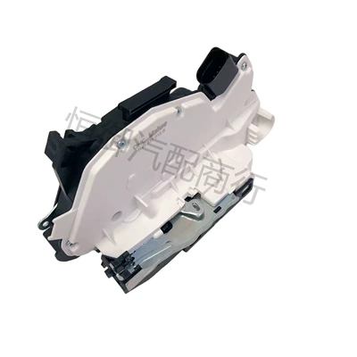 5Nd837015B 5N1837015A/C/E/M Front Central locking