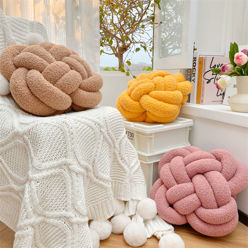 Új, színes, kézzel készített, kerek gömb alakú gyermekpárna, fotózáshoz, kanapéra való, dekoratív alakú párnahuzat_voghion.com