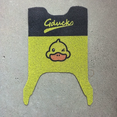 Electric vehicle foot mat: foot pad TDR4255Z silk ring - duck-emma-looking-up-at-ab65