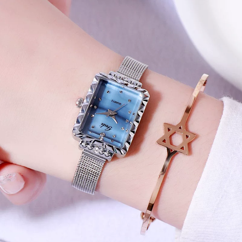 Стильные квадратные женские часы Gospel Fashionable square universal женские часы, водостойчные кварцевые швейцарские часы, простой и элегантный дизайн, оптом