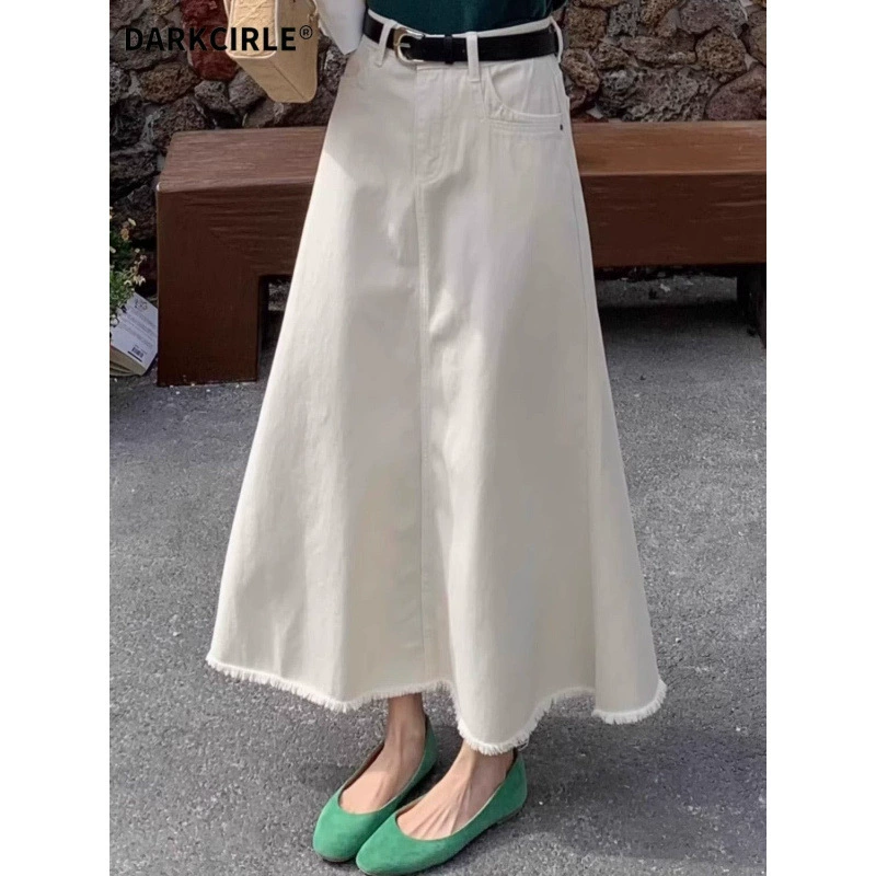 Белая джинсовая юбка для женщин весной и летом, с завышенной талией, стройнящая, с необработанными краями, средней длины, облегающая бедра юбка-рыбий хвост А-силуэта.