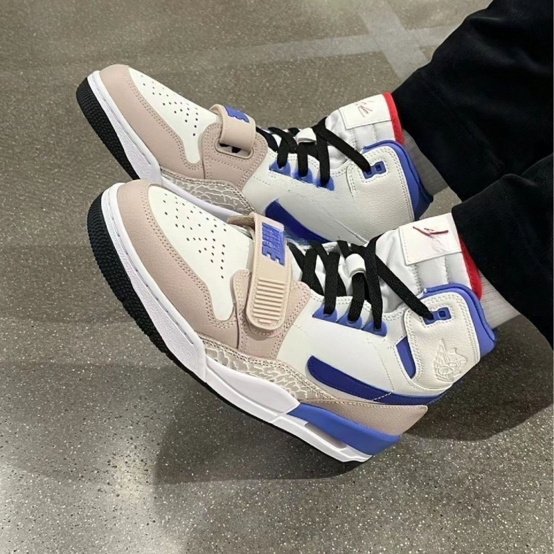 ❈ Putian Pure Original Aj312 High-Top White, Blue, White, and Gray Basketball Shoes Aj312 Valentine's Day Casual Men's and Women's Sports Shoes ❈ Putian Pure Original Aj312 High-Top White, Blue, White, and Gray Basketball Shoes Aj312 Valentine's Day Casual Men's and Women's Sports Shoes
