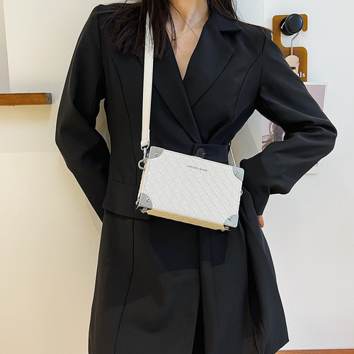 High-end textured box bag for women, new Korean style trendy brand fashion woven rhombus shoulder bag, crossbody small square bag