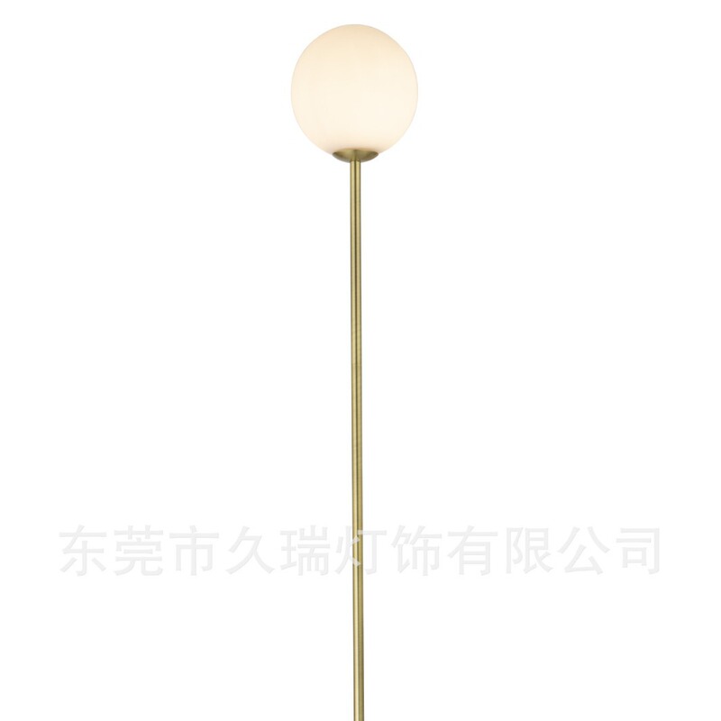 Cross-border e-commerce hot-selling single lamp antique brass Nordic modern indoor home fashion personalized floor lamp