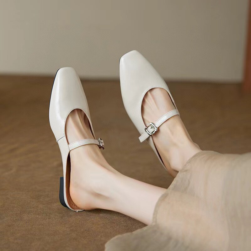 Dép sandal nữ mũi vuông đế bệt da thật phong cách thời trang — màu đen