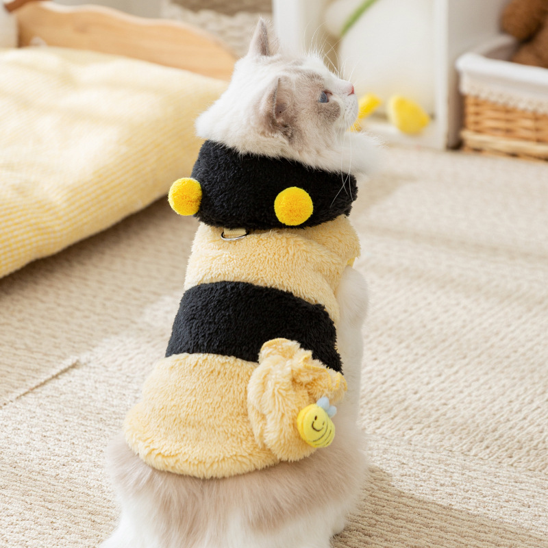 Amarillo lindo viento abeja se transforma en ropa de camisa sin mangas otoño y invierno engrosado mascota ropa de gato al por mayor