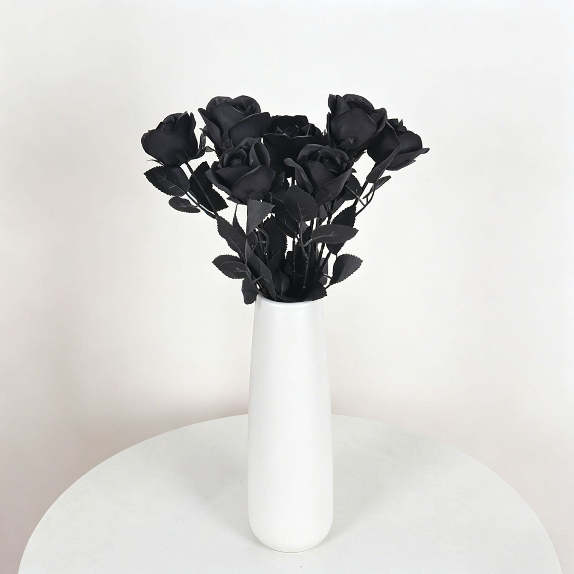 Una sola rama de tela de seda de rosas decora la Sala de estar del hogar con flores falsas, arreglos de rosas de boda DIY herramientas de simulación de flores