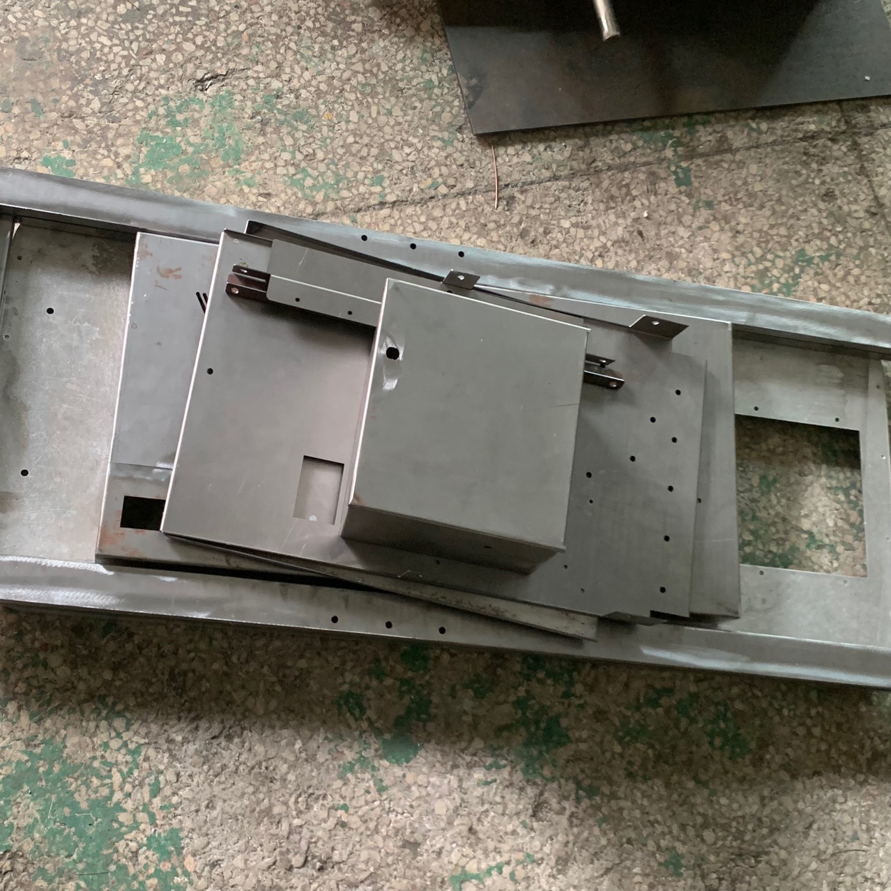 钣金金属配件加工工厂来图来样加工|ru