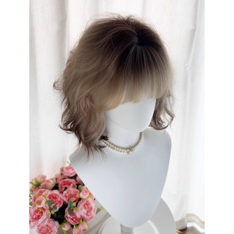 Peluca Connie [Muñeca Siam] Peluca de pelo corto para mujer, estilo París con degradado en oro negro, pelo rizado diario con lana