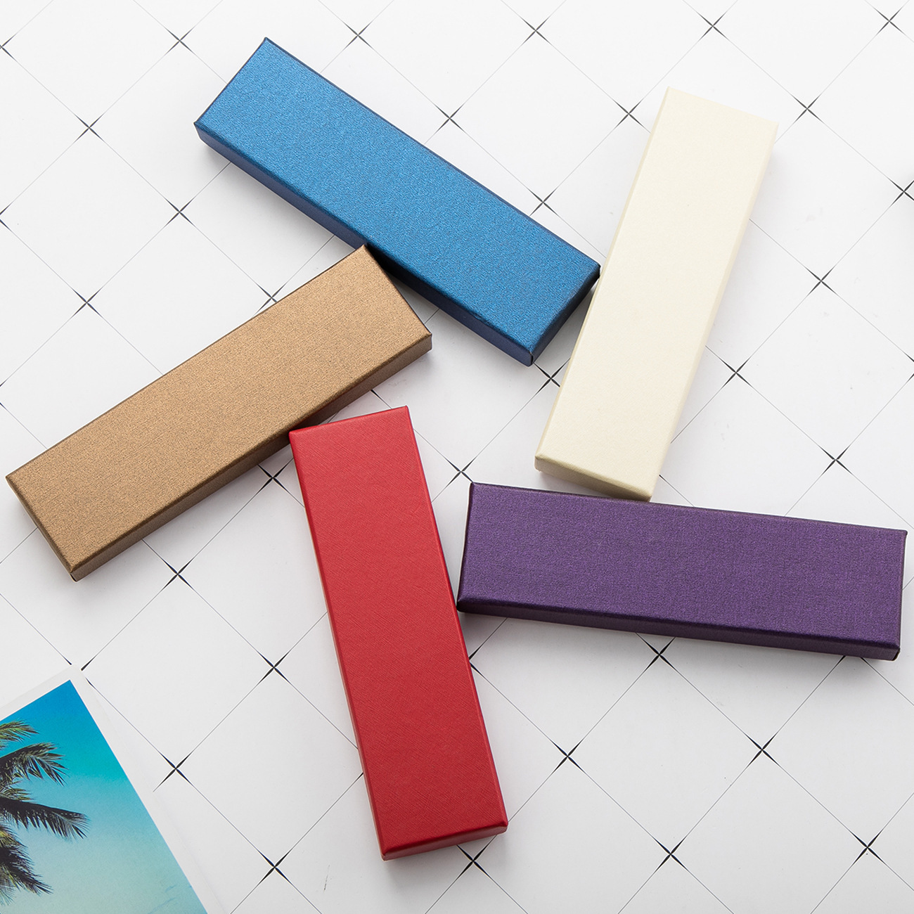 Caja de bolígrafo en stock Caja de embalaje de papel Caja de almacenamiento Caja de regalo Caja de bolígrafo de cubierta Caja de regalo puede imprimir logotipo