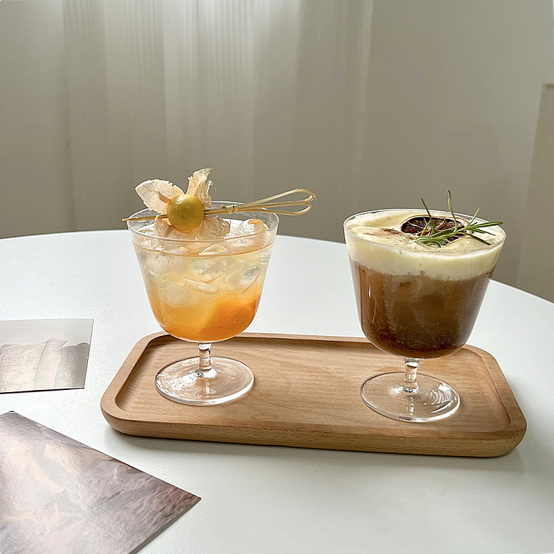 Taza de vidrio de boca ancha de pies altos de estilo ins Taza de café con leche americana de hielo Taza de bebida especial ligera y fina Taza de cóctel