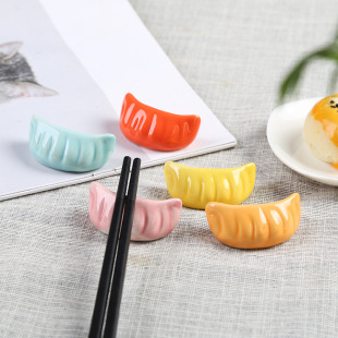 Japanese-Style Creative Ceramic Dumpling Chopstick Holder Home Personalized Small Ornament Tableware Hotel Table Setting Chopstick Rest Chopstick Pillow