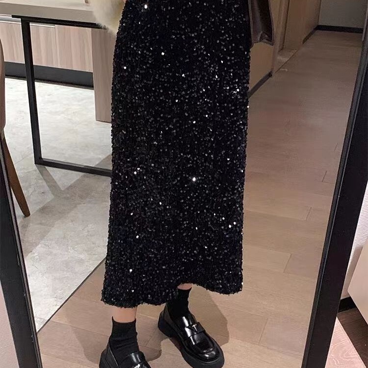 2026 Autumn Sequin Skirt for Women, Black Shiny Skirt, Petite Long Skirt, Straight Cut with Slit, Slimming Skirt 2026 Autumn Sequin Skirt for Women, Black Shiny Skirt, Petite Long Skirt, Straight Cut with Slit, Slimming Skirt