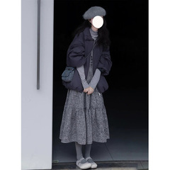 日系文芸復古灰色の花のつぼみの半身のスカートの女性の秋冬の小さい背の高い腰のa字の傘のスカートの中で長いスカート