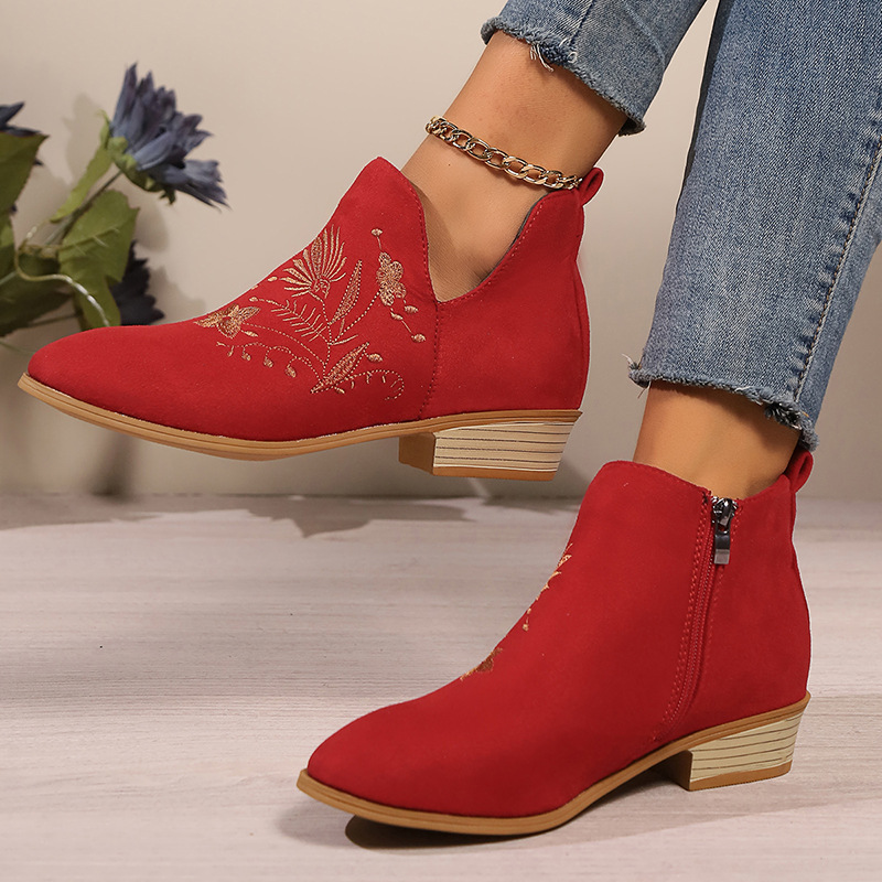 2026 Foreign Trade Autumn New Large Size Embroidered Martin Boots for Women, European and American Style, Chunky Heel, Side Zipper Women's Short Boots