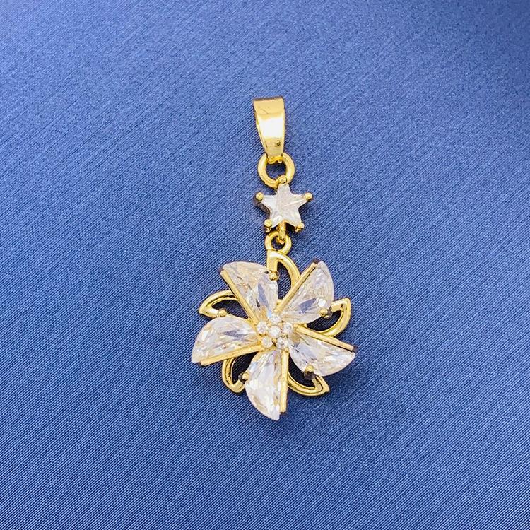 2022 nuevo trébol giratorio simple cien colgante fuente joyería fábrica al por mayor directa sin cadena