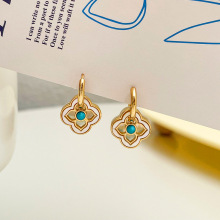 原创新中式一款多戴天然贝壳四叶草耳环女高级感小众滴油气质耳饰