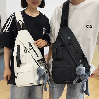 原宿街头机能工装斜挎包ins日系男港风复古后背包大容量学生书包