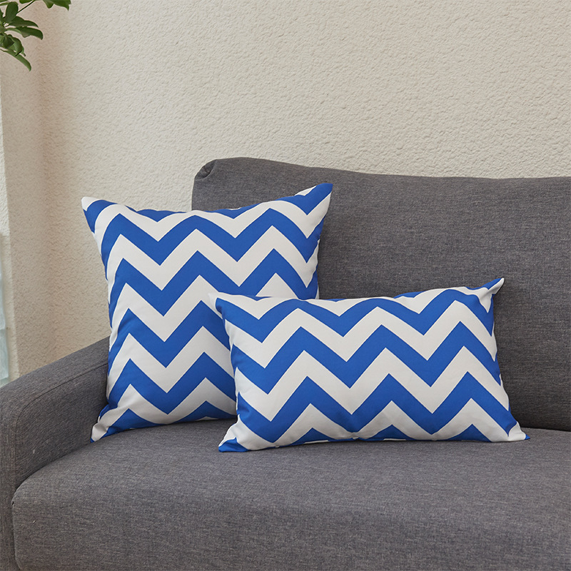 진한 파란색 물결 모양 패턴