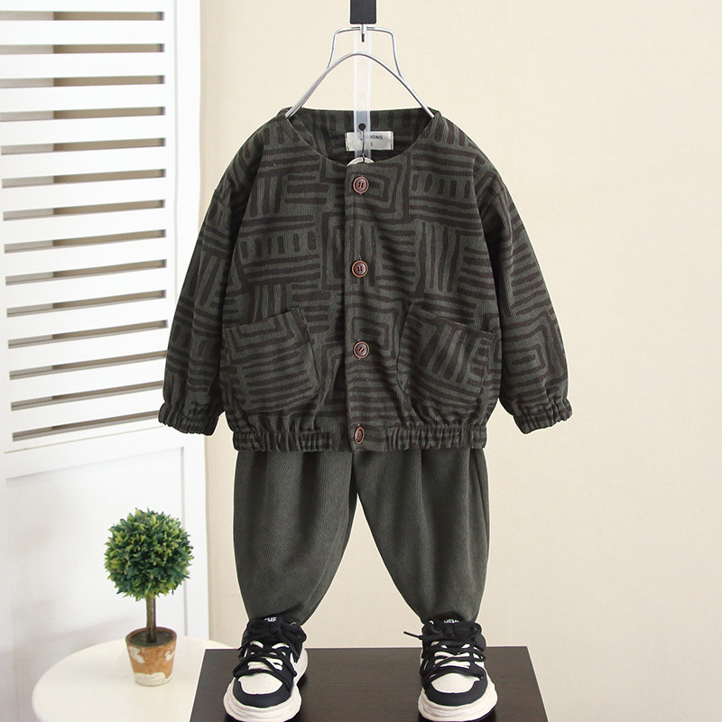 5936 traje de niño chaqueta de otoño para niños 2024 nuevo estilo estilo occidental bebé primavera y otoño ropa de pana traje de tres piezas