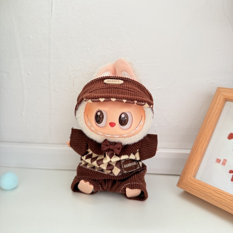 仅衣服] 一二代Labubu衣服挂件拉布布坐坐娃格纹记忆牛仔兔套装萌|undefined