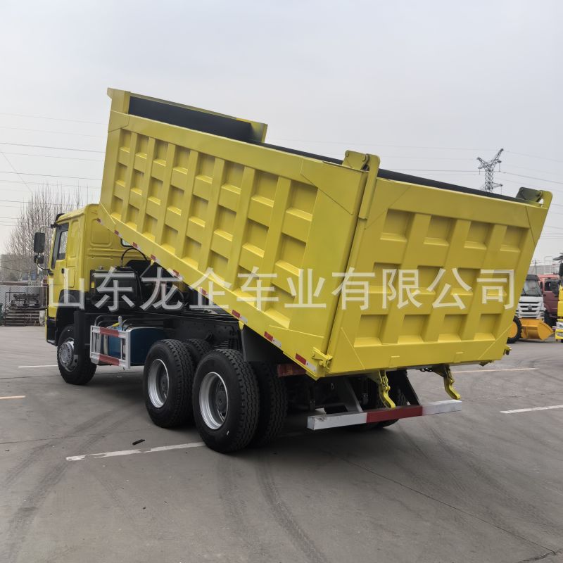 Export Stock Refurbished Howo V7-X Dump Truck, Front Four Rear Eight Dump Truck, Ready for Delivery from the Factory