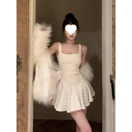 纯欲芭蕾风吊带连衣裙女春拼接白色裙子气质收腰鱼骨字蓬蓬短裙