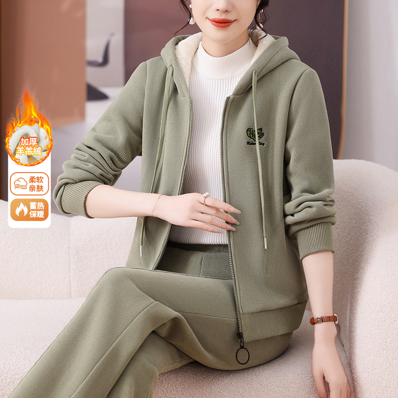 fleece-lined Thickened Sportswear suit Women's Autumn and Winter 2024 New Mother Lambskin Coat Hoodie Two-Piece Set