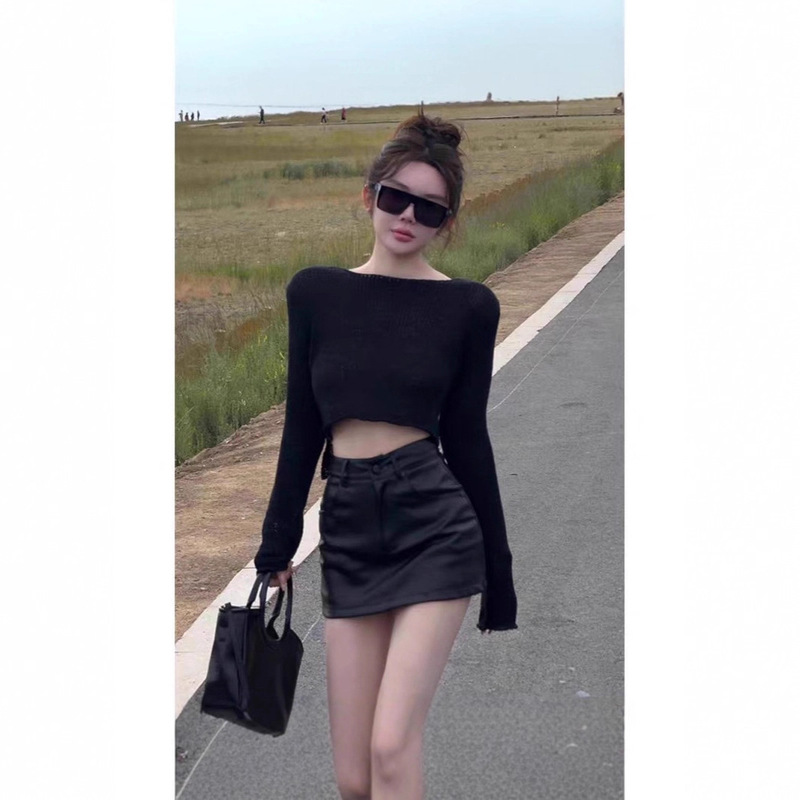 Yuan Yuan Autumn Butterfly Hollow Knit Thin Loose Versatile Sweater + Leather Pants Set