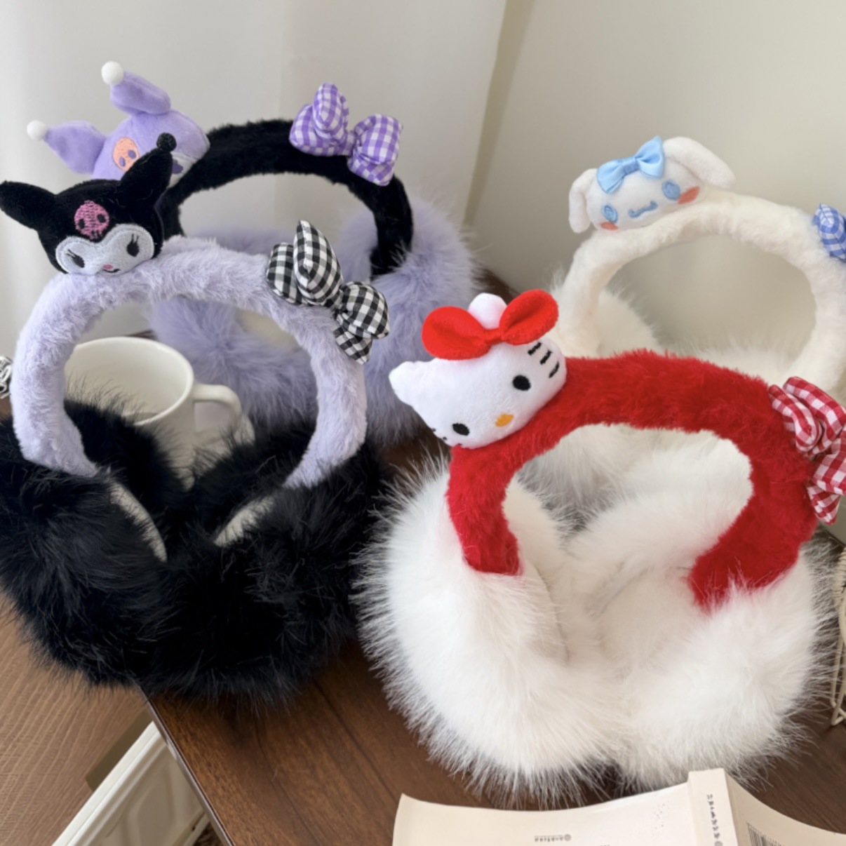 卡通毛绒KT耳罩冬保暖耳罩甜美可爱女折叠户外防风耳套护耳包耳暖