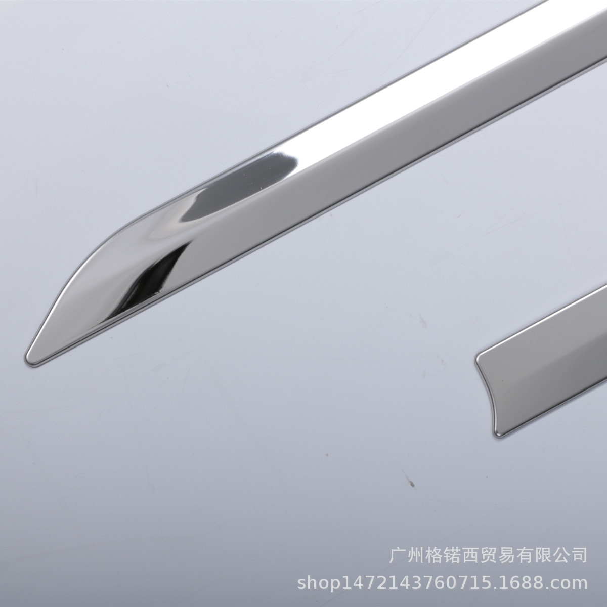 Transfronterizo nuevo coche adecuado para 22 Dafa ATRAI modificación del cuerpo puerta de acero inoxidable borde raspador cuerpo TRIM