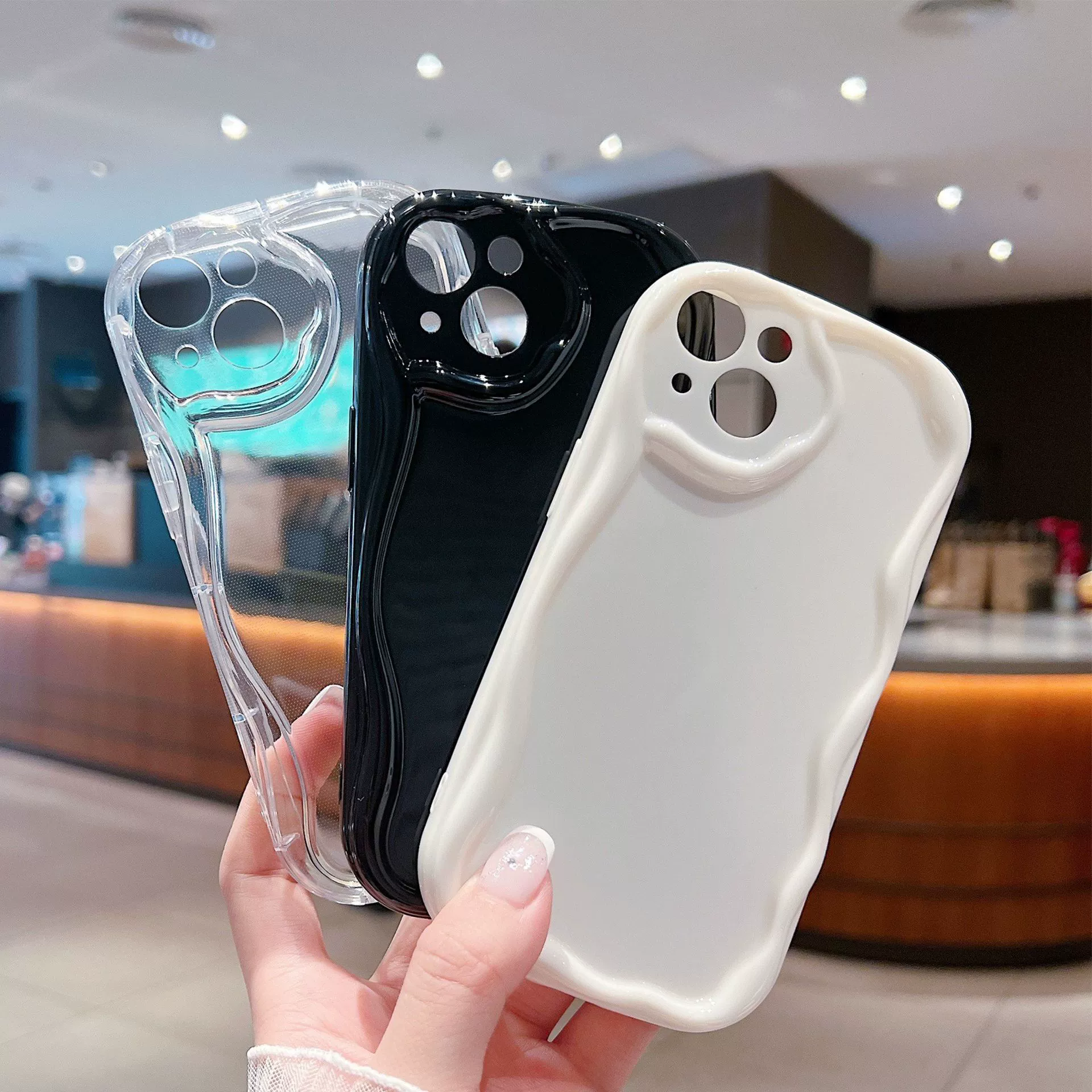 Чехол для iPhone 16, объемный кремовый чехол, совместим с Apple