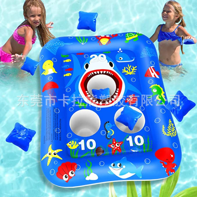 新款充气沙包游戏盘 沙滩水上充气鲨鱼彩虹沙袋投掷游戏玩具