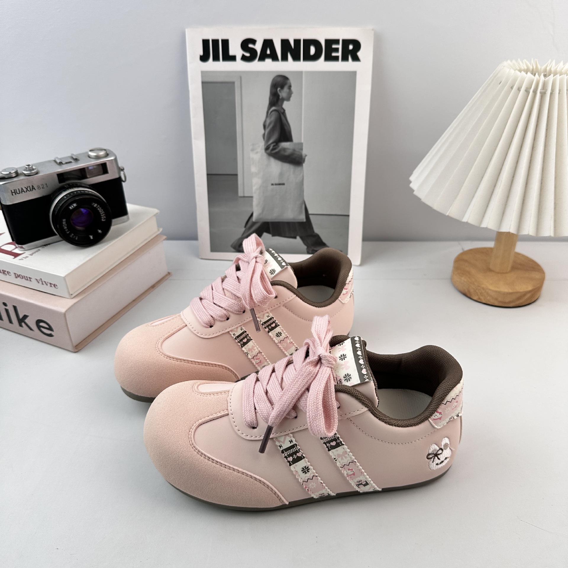 Yuanbo coreano rosa zapatos de skate para niñas versátiles zapatos de estudiantes 2025 otoño nuevos zapatos deportivos casuales