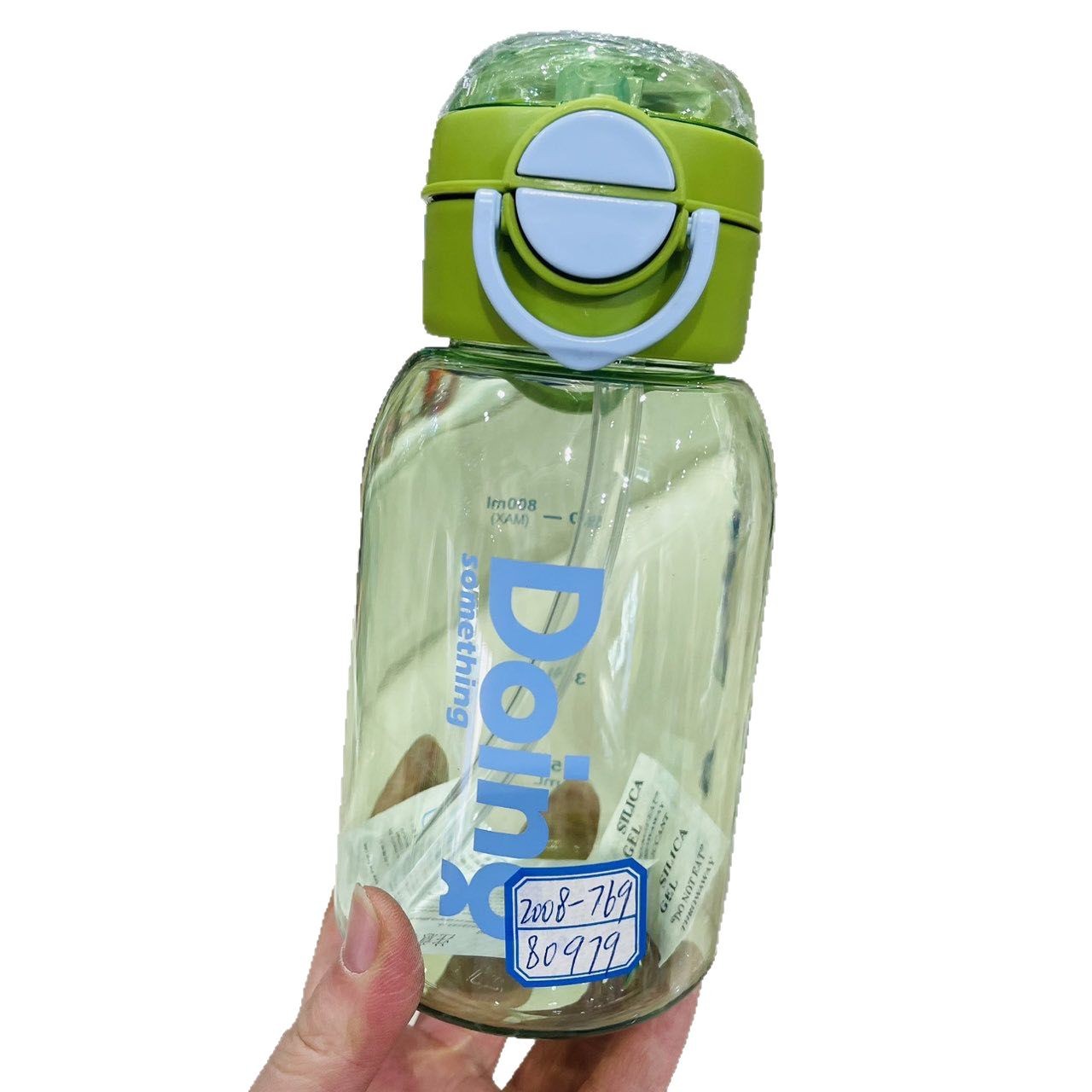 Jinshi nuevos productos portátiles estudiantes de alta capacidad doble bebida taza de paja 700ml deportivo simple jarro taza de plástico