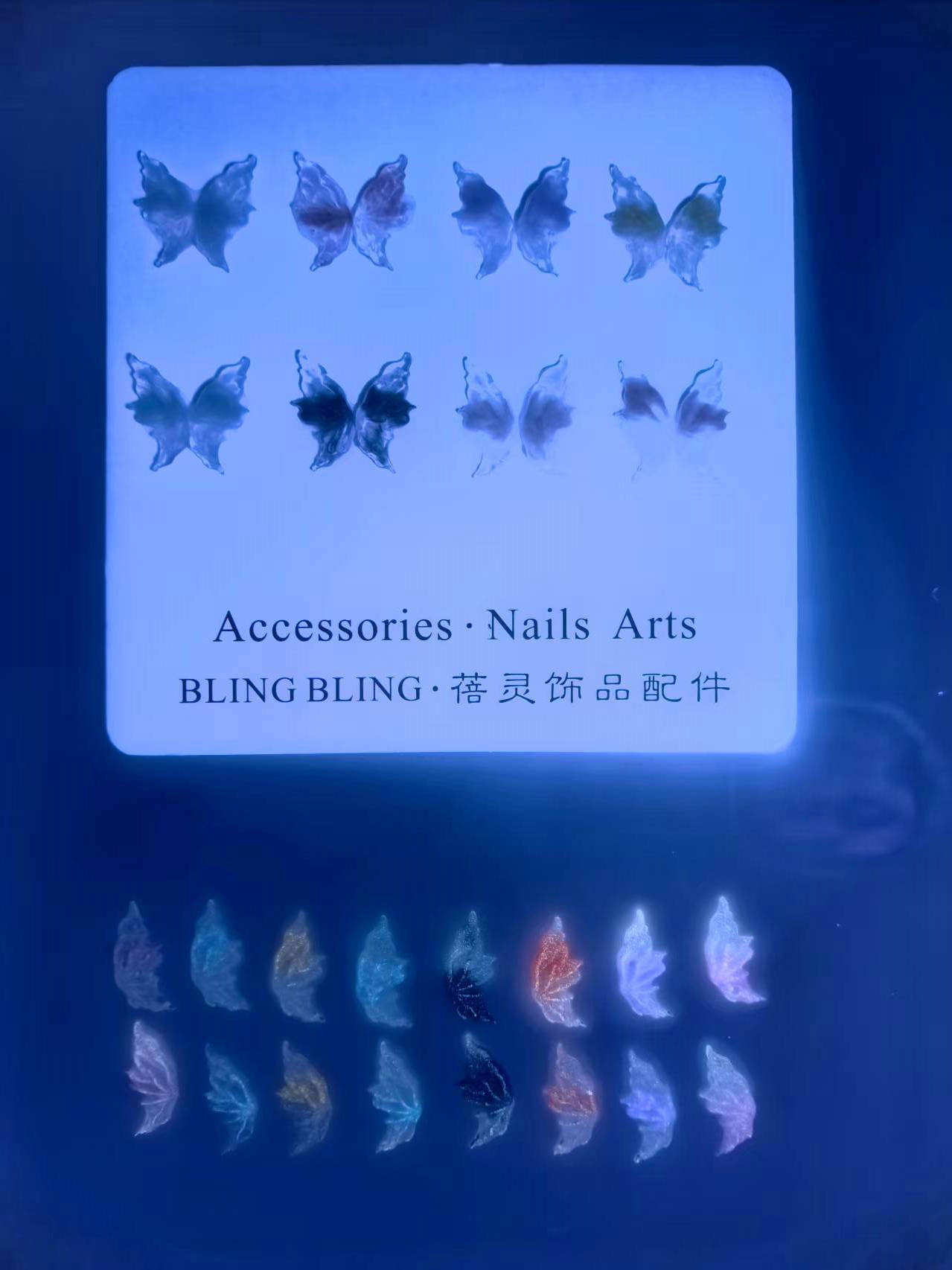 半个翅膀蝴蝶夜光美甲饰品批发_14.jpg