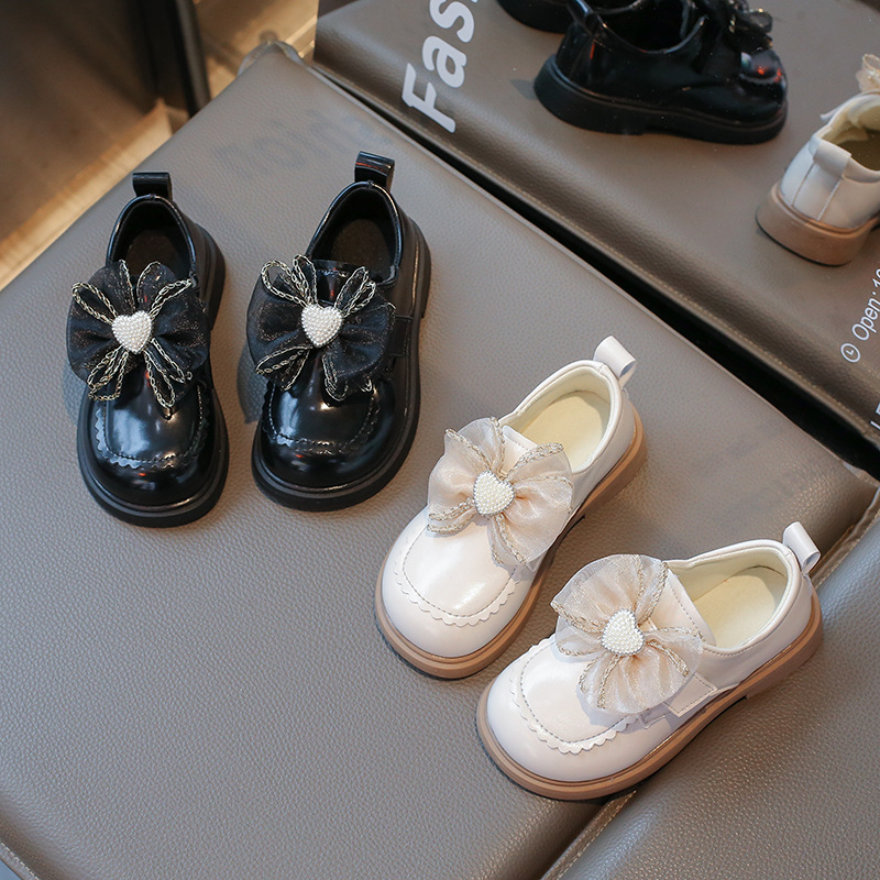 Niñas Lolita zapatos de cuero de primavera y otoño 2025 nuevos zapatos de suela suave para niños grandes y medianos zapatos de princesa dulce estilo británico
