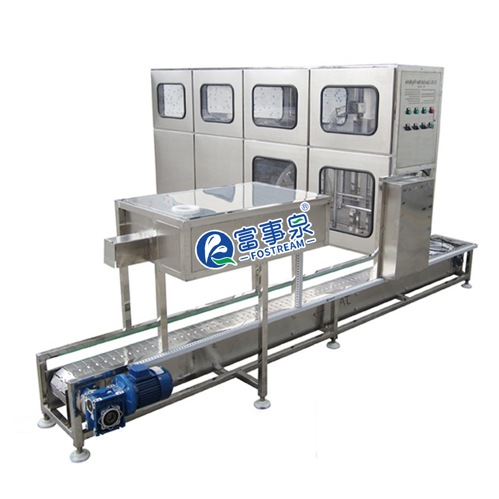 Conjunto completo de línea de producción de equipos mecánicos de pequeña escala para el llenado de agua mineral embotellada, con capacidad para 100 botellas y 205 galones por hora.