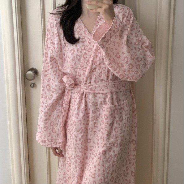 Korean Ins Women's Autumn and Winter New Korean Style Double-Layer Cotton Yarn Korean Style Leopard Print Home Wear Nightgown Bathrobe for Women